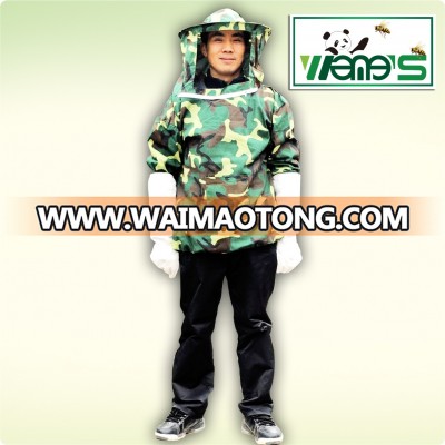 Camouflage bee jacket with hat veil Factory directly supplies cotton beekeeping ventilated half body bee jacket